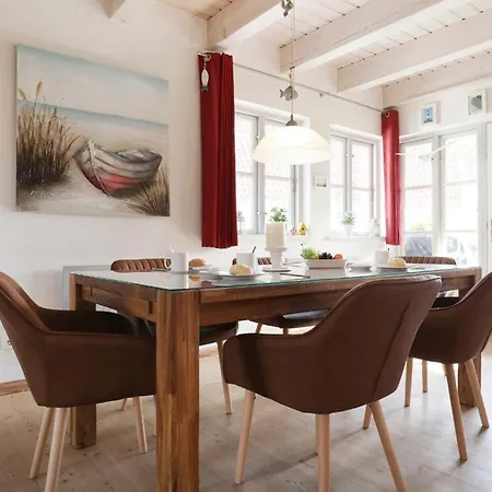 Strandkoerbchen Appartement Groß Schwansee